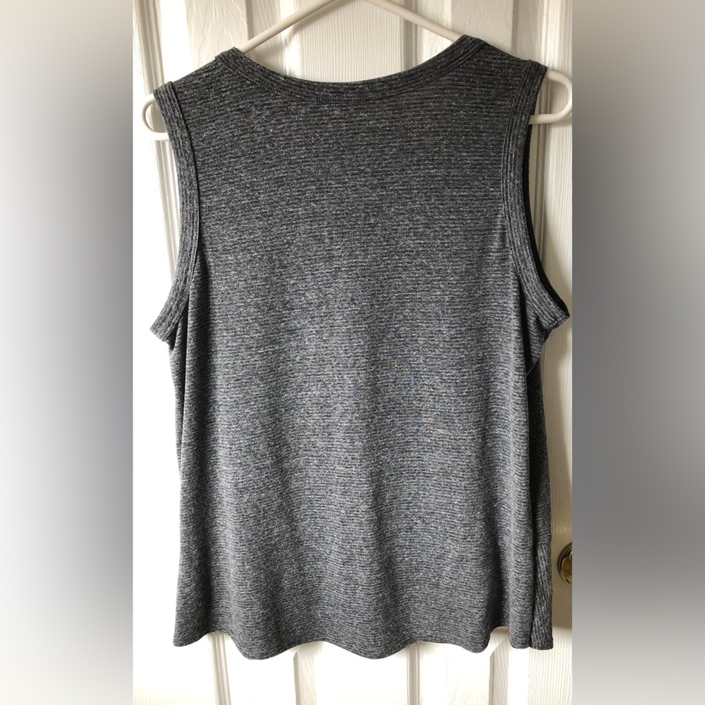 Denver Hayes Grey Tank with Ruffle - Picture 2 of 7